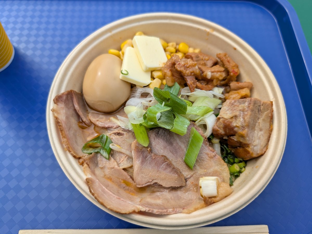さっぽろオータムフェスト2026 西5丁目 麺屋 菜々兵衛のらーめんと贅沢全部のせ