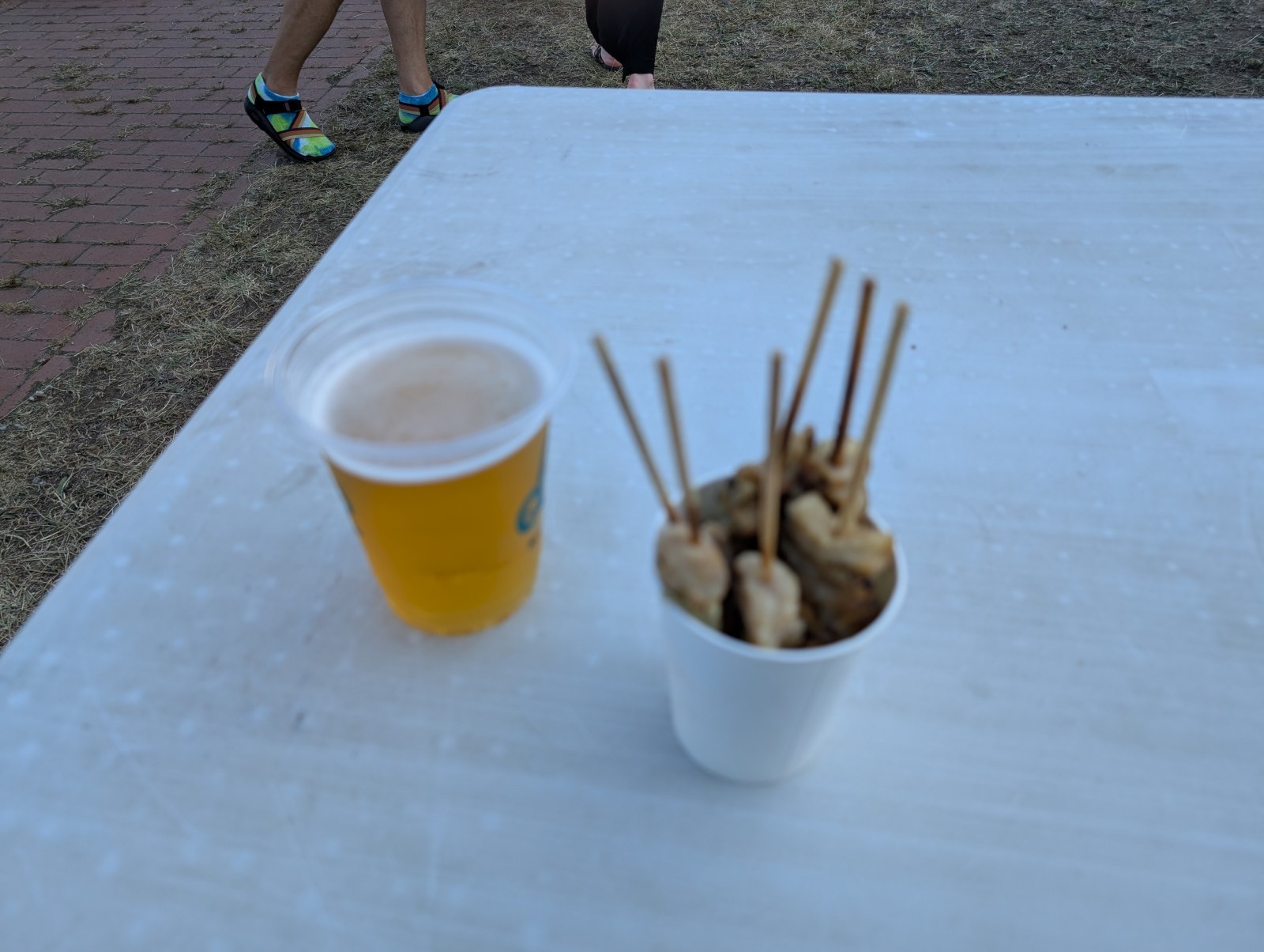 串焼きりょうちゃんの焼き鳥と生ビール